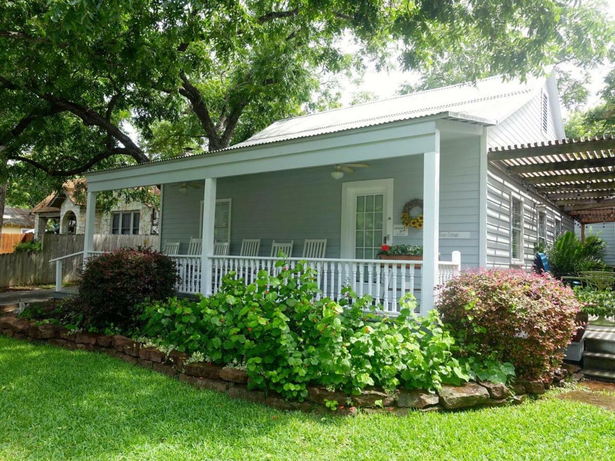Comal Inn 新布朗费尔斯 外观 照片